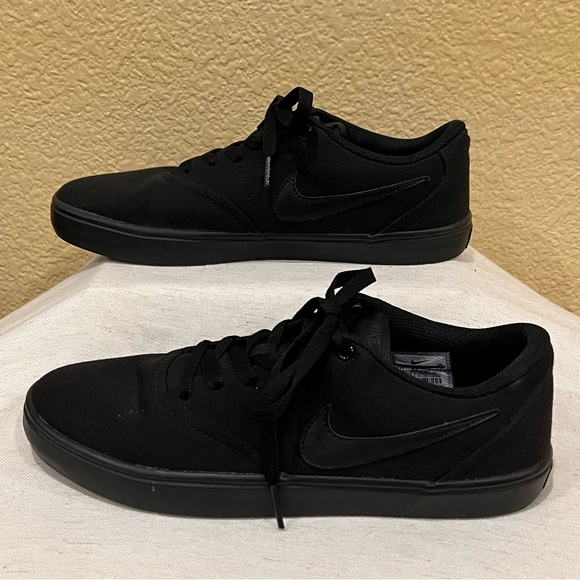 Nike SB Check Shoes Women’s Size 11 - Picture 6 of 10